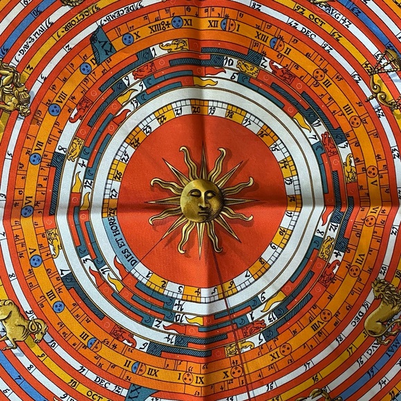 HERMÈS Petit Astrologie Dies et Hore Silk Scarf, Rare Colorway - Picture 2 of 13